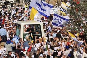 W Dolinie Cedronu podczas pamiętnej wizyty w Izraelu 12 maja 2008 r.
