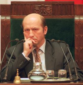 Maciej Płażyński (20 października 1997 - 18 października 2001). Jako jedyny z marszałków został wybrany prawie jednomyślnie (przy dwóch głosach wstrzymujących się).