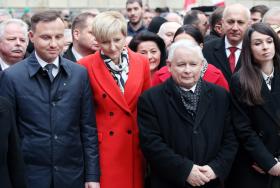 Obchody piątej rocznicy pogrzebu pary prezydenckiej Lecha i Marii Kaczyńskich, Zamek Królewski na Wawelu.