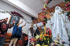 Sanktuarium Universal de la Muerte w Los Angeles. Liczba wyznawców Świętej Śmierci sięgnęła kilkunastu milionów – także w Ameryce Środkowej i USA.