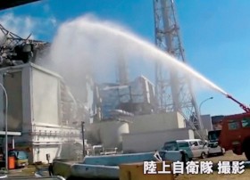 Elektrownia w Fukuszimie zostanie zamknięta. Reaktory, w których doszło do stopienia rdzenia, będą przypuszczalnie zalane betonem.