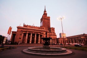 Pałac Kultury i Nauki w Warszawie, dar Związku Radzieckiego dla Polski z 1955 r.