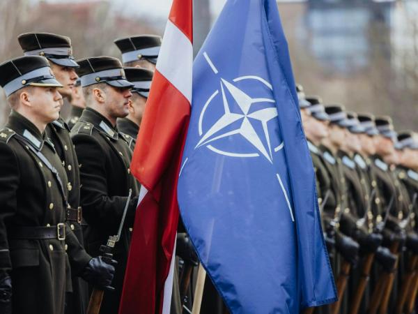 Wojska NATO - 20 rocznica wstąpienia Łotwy do NATO