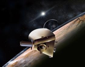 Sonda New Horizons zmierza obecnie w stronę Pasa Kuipera, w którym zbada kilka obiektów zbliżonych rozmiarami do Plutona. Kiedyś być może podzieli los sond Voyager i Pioneer, które też zostały skierowane na trajektorię ucieczkową z Układu Słonecznego.
