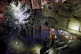 W 2011 r. wydobyto w Polsce 75 mln ton węgla kamiennego. W skali Europy jesteśmy gigantem, ale w globalnych rozgrywkach się nie liczymy.