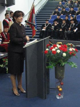 Barbara Kudrycka na uroczystości przyznania Doktoratu Honoris Causa Jerzemu Buzkowi w Gliwicach.