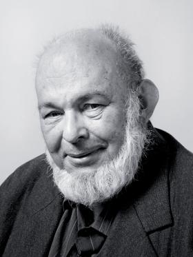 Andrzej Garlicki (1935-2013)
