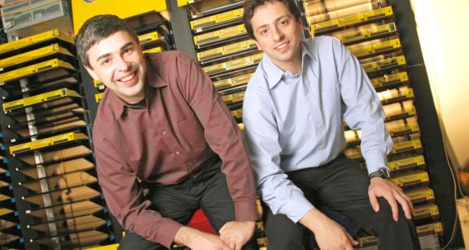 Larry Page i Sergey Brin stworzyli Google pod koniec lat 90., jeszcze jako studenci kalifornijskiego Uniwersytetu Stanforda.