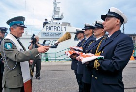 Poświęcenie bander dla nowych okrętów Straży Granicznej.
