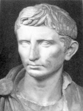 Młody Oktawian. Rzeźba z około 30 r. p.n.e. Autor nieznany.