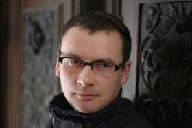 Piotr Stasik jest pomysłodawcą i współzałożycielem Towarzystwa Inicjatyw Twórczych „ę” zajmującego się animacją społeczną poprzez kulturę.