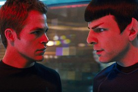 Takie filmy jak 'Star Trek' mają szanse w kategorii - charakteryzacja , dźwięk lub efekty specjalne. Na Oscara zasłużyli chatrakteryzatorzy.
