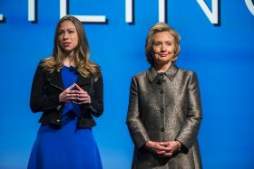 Sztabowcy Hillary Clinton liczą, że Chelsea przyciągnie do jej obozu młodych Amerykanów z pokolenia urodzonego na przełomie tysiąclecia lub trochę wcześniej.