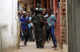 Zamieszki po ataku buddystów na dzielnicę muzułmanów. Sri Lanka. Sierpień 2013 r.