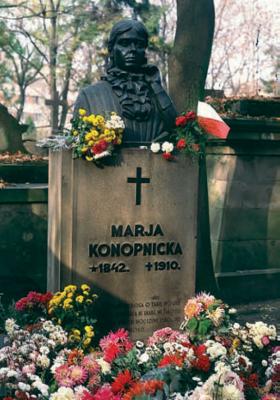 Cmentarz Łyczakowski we Lwowie. Pomnik nagrobny Marii Konopnickiej autorstwa Luny Drexlerówny.