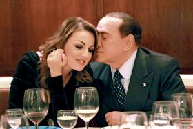 Silvio Berlusconi i Francesca Pascale, jego o 49 lat młodsza towarzyszka życia.