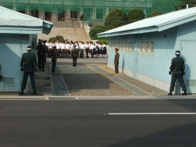 Na granicy między Koreami.