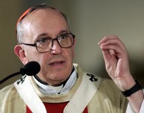 Jorge Mario Bergoglio jeszcze jako kardynał.