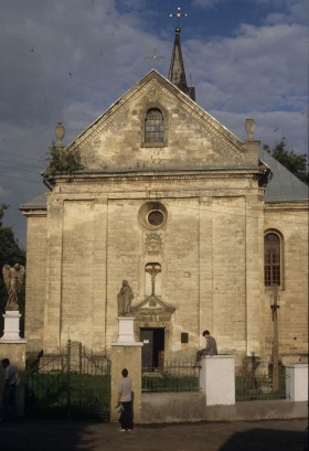 Kościół parafialny w Pomorzanach.