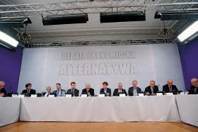Debata ekonomistów na temat propozycji gospodarczych PiS w siedzibie Polskiej Akademii Nauk.
