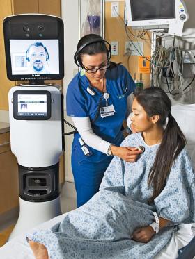 PR-VIT - robot szpitalny. Nie udaje człowieka, za to może zapewnić konsultację na żywo ze specjalistą nieobecnym na miejscu.