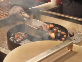 Francuzi kochają gorące kasztany, nie tylko z placu Pigalle