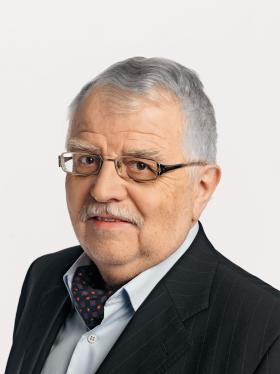 Piotr Adamczewski.