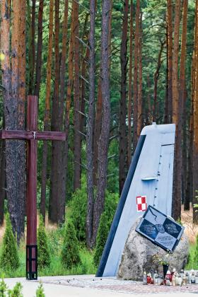 Mirosławiec, pomnik ofiar katastrofy samolotu Casa
