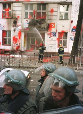 Wiosną 1997 roku gmach oparł się najazdowi manifestantów z Solidarności.