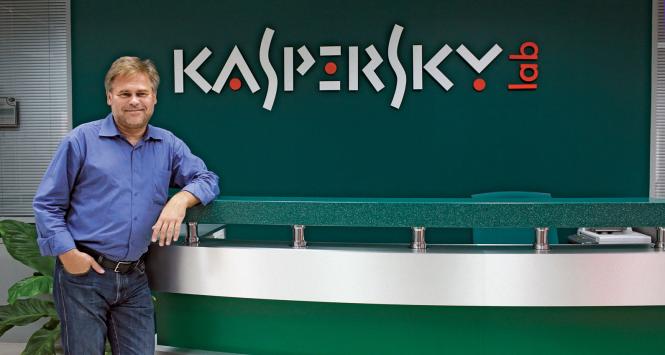 Jewgienij Kasperski – 46-letni milioner z Moskwy, twórca oprogramowania antywirusowego, szef i właściciel firmy Kaspersky Lab.