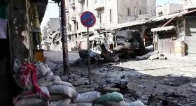 W Damaszku i Aleppo wciąż zniszczenia, strach i chaos. Zniszczona ulica w Aleppo.