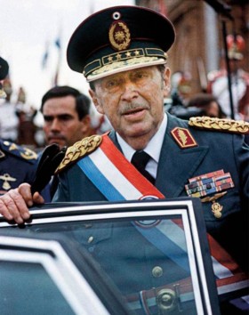 Dawniej dyktatorzy jak Alfredo Stroessner (Paragwaj) mogli spokojnie dożywać swoich dni na emigracji. Dzisiaj stanowiska państwowe coraz rzadziej stanowią gwarancję bezkarności.