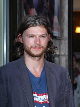 Mateusz Kościukiewicz - zadebiutował w 2009 r. w filmie „Wszystko, co kocham”.