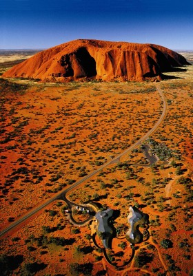 Ayers Rock, czyli święta góra Uluru w Australii.