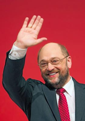 Według Schulza konieczny jest ponowny start Unii i renesans idei europejskiej.