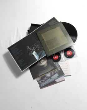 Budka Suflera i „Cień wielkiej góry” w specjalnym pakiecie: dwa CD, dwie płyty winylowe i pakiet reprodukcji.