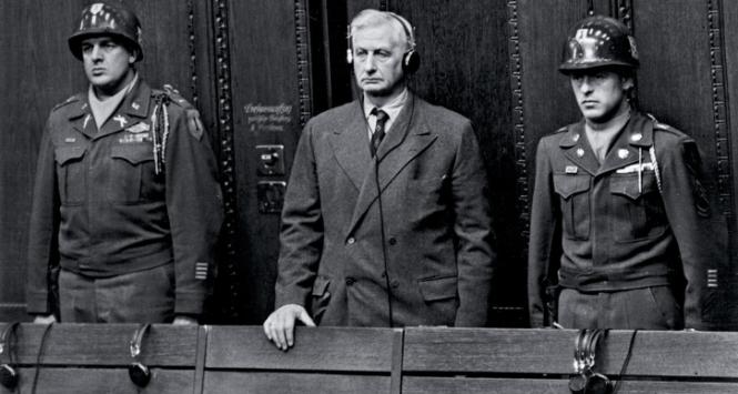 Niemiecki przemysłowiec Friedrich Flick podczas procesu w Norymberdze.