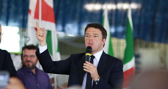 Premier Włoch Matteo Renzi przemawia w Bolonii, 2016 r.