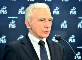 Piotr Naimski to jeden z najbardziej zaufanych współpracowników Macierewicza, który dziś jest ministrem w Kancelarii Premiera odpowiedzialnym za strategiczną infrastrukturę energetyczną.