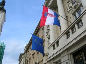Zaproszenie Chorwacji do UE miało być zachętą dla innych bałkańskich stolic.