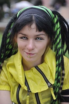 Niezwykła kolorystyka i wielobarwność od lat wyróżniają gości na festiwalu w Bolkowie.