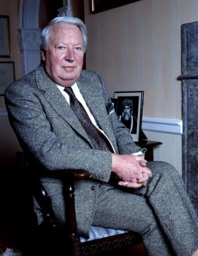 Edward Heath w domu w Salisbury, 1987 r.