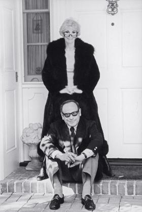 Joan Rivers z mężem, producentem filmowym Edgarem Rosenbergiem, 1977 r.