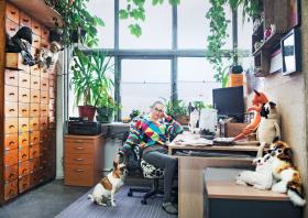 Dorota Godlewska, twórczyni firmy Kiziu Miziu szyjącej ze ścinków pluszaki, przytulanki, zwierzaki i lalki