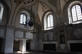 Wnętrze renesansowej synagogi w Zamościu