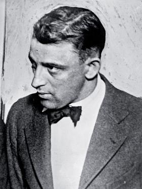 Gangster polskiego pochodzenia Earl Wojciechowski (Hymie Weiss), jedyny człowiek, którego bał się Alfons Capone.