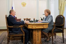 Walentina Matwijenko – zawsze lojalna wobec Putina przewodnicząca Rady Federacji.
