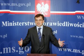 Zbigniew Ziobro jako minister sprawiedliwości podporządkował sobie nie tylko prokuraturę, ale również niektóre tajne służby.