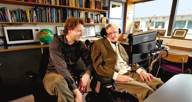 W nieformalnej szkole Stephena Hawkinga badano głębokie pytania intensywniej niż w innych – wspomina Thomas Hertog.
