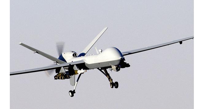 MQ-9 Reaper - amerykański bezzałogowy bojowy aparat latający. Źródło Wikipedia